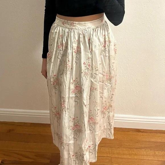 Vintage Floral Bow Maxi Skirt - Picture 2 of 7